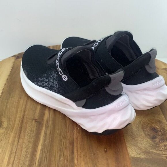 New Balance Fresh Foam Woman's Roav RMX Size 6 Black WROVXLK2 Slip On - Picture 3 of 14